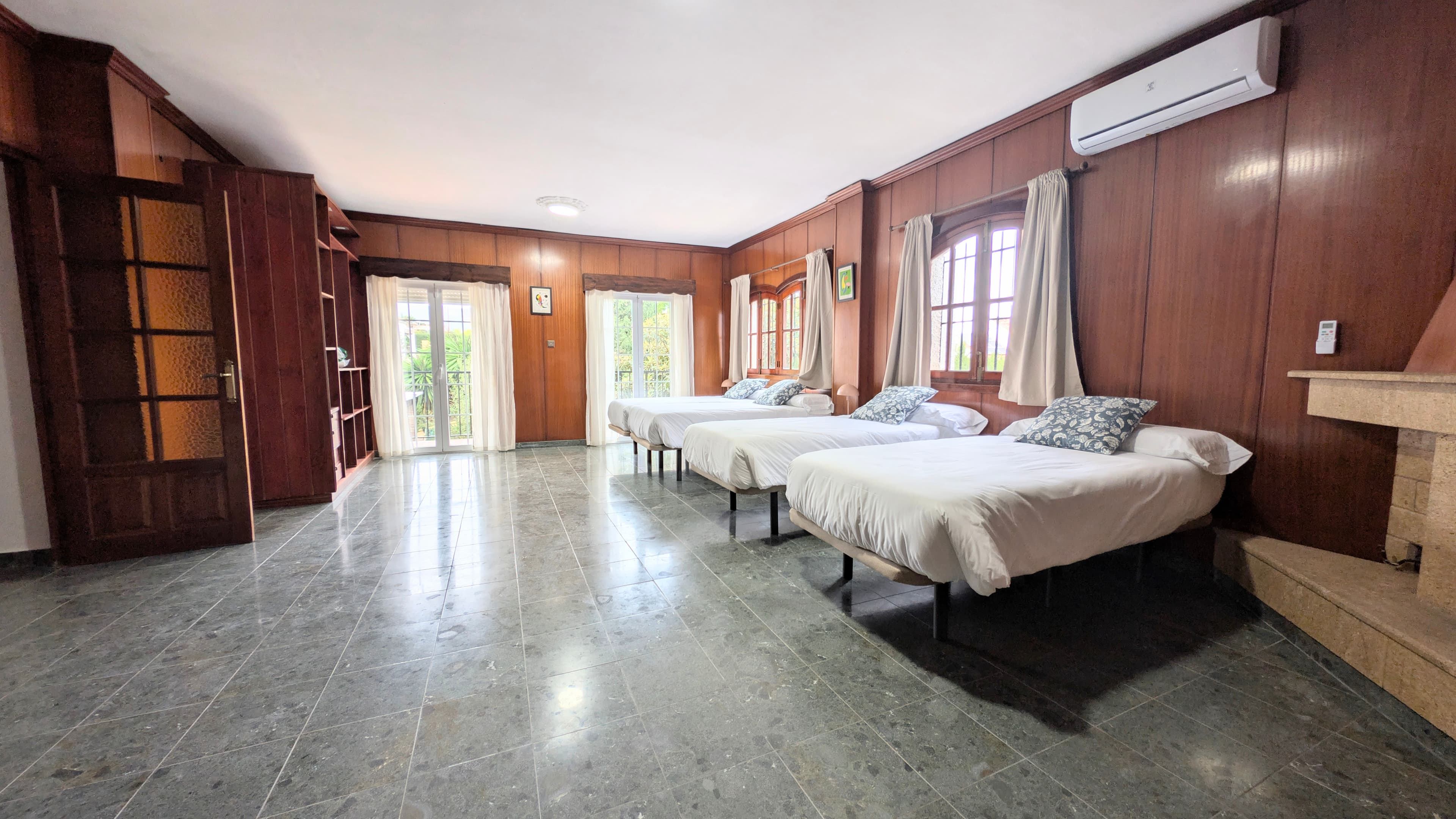 Twin room